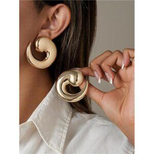 Spiral Statement Earrings | Chunky Geometric Swirl Gold Earrings